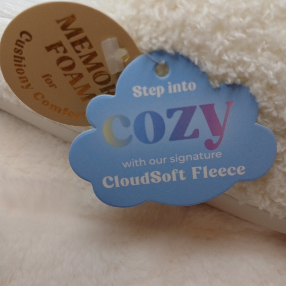 Moon Cake Cozy Bear Memory Foam Slippers with Socks | Size 9/10 (Large) NWT - Picture 5 of 8